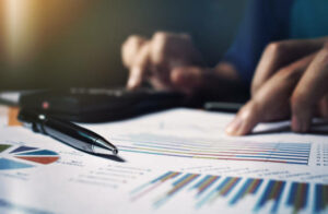 steueroptimierung, Kapitalanlage Anwalt, Fachanwalt Geldanlage, Handan Kes, Fachanwalt im bankrecht, Fachanwalt im Kapitalmarktrecht, Verbraucherschutz anwalt, Verbraucherzentrale hilfe, rating, transparenz, hochfrequenzhandel, kagb, vermanlg, nachrangdarlehen, genussrecht, genusschein, partiarisches Darlehen, BaFin, Anlageberater, Anlagevermittler, Finanzvermittler, finvermvo, ad-hoc, insiderrecht, börsenspekulation, börsengeschäfte, marktmanipulation, kapitalanlagebetrug, aktionär, rechte eines aktionärs, anwalt aktienrecht, aktie, finanzinstrument anwalt, festpreisgeschäft, mistrade anwalt, fonds, immobilienfonds, schiffsfonds, geschlossene fonds, leasingfonds, leasing, kommanditist, kg, personenhandelsgesellschaft, icos, ipo, krypto, coinbase,